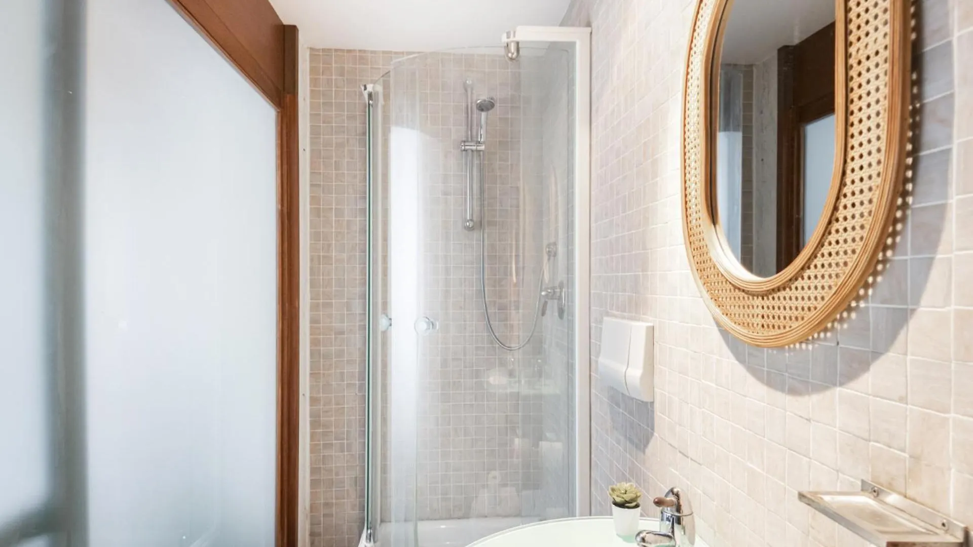 Easylife - Elegante Appartamento In Moscova 米兰